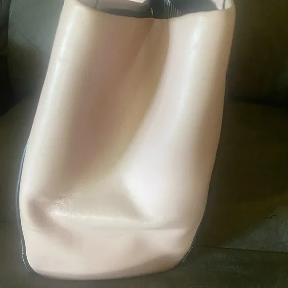 Kate Spade Blush and Black Shoulder Bag - Picture 11 of 14